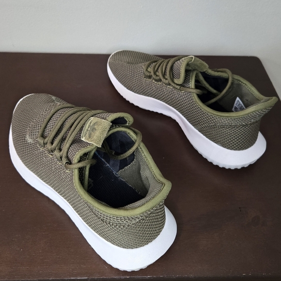 Adidas Army Green Knit Sneakers - Boys 6 or Womens 7.5 - Picture 5 of 11